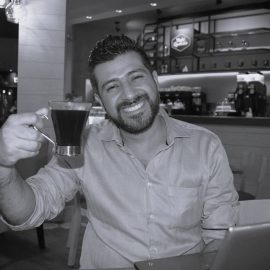 Augusto Reyes